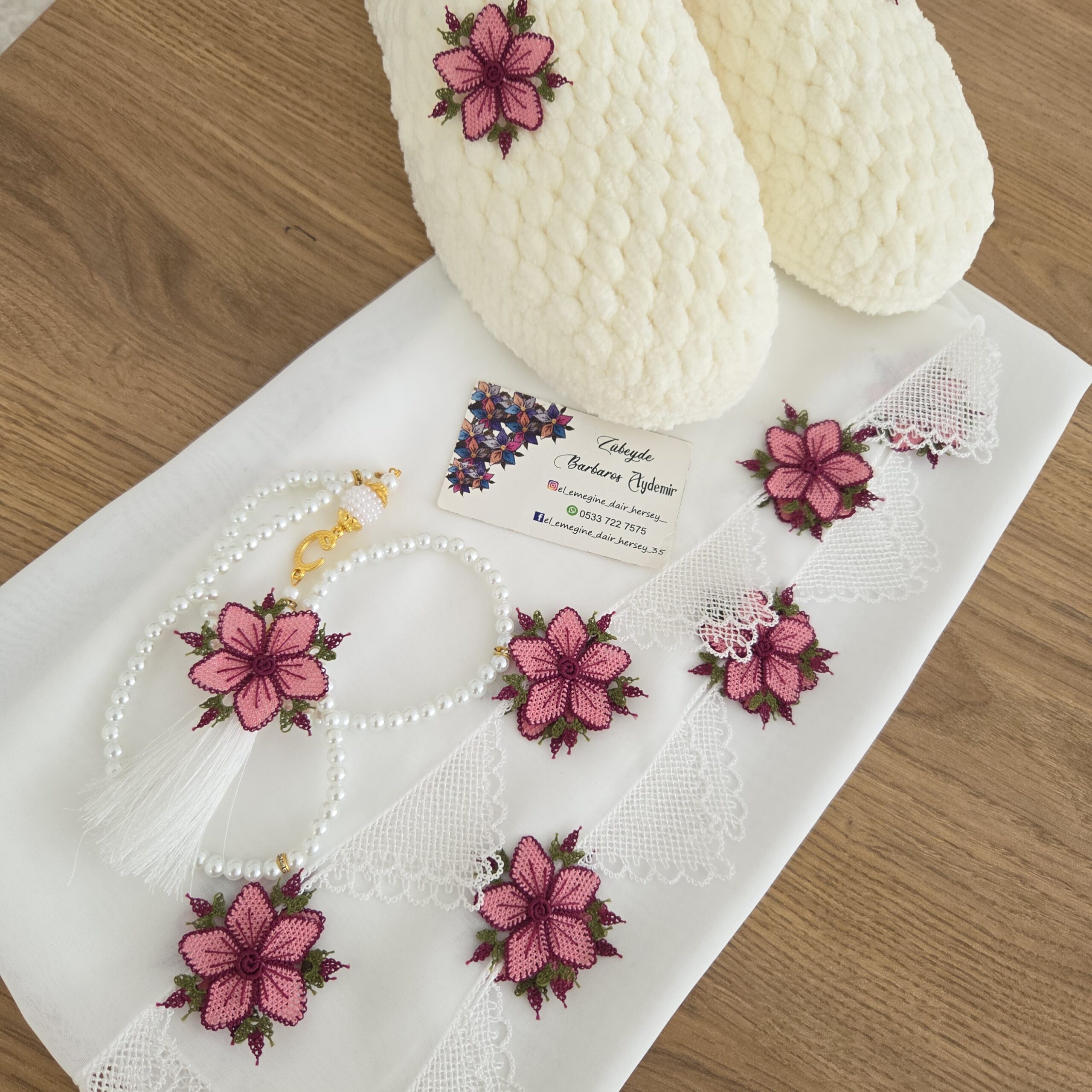 Pembe çiçekli, beyaz, 3'lü set