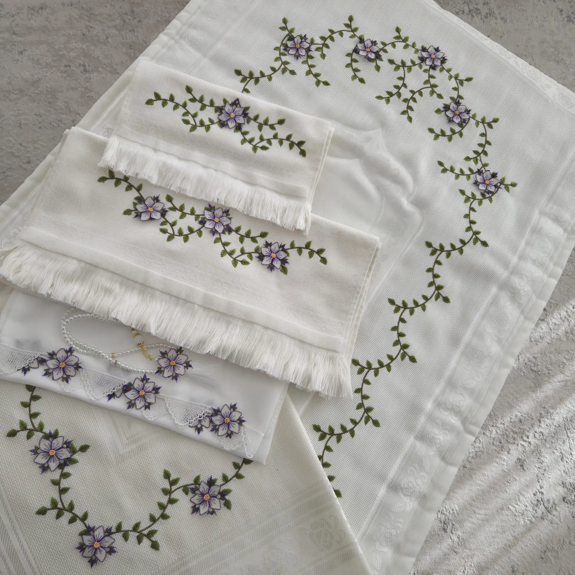MOR ve BEYAZ ÇİÇEKLİ, SARMAŞIK DESEN, 6'LI SET