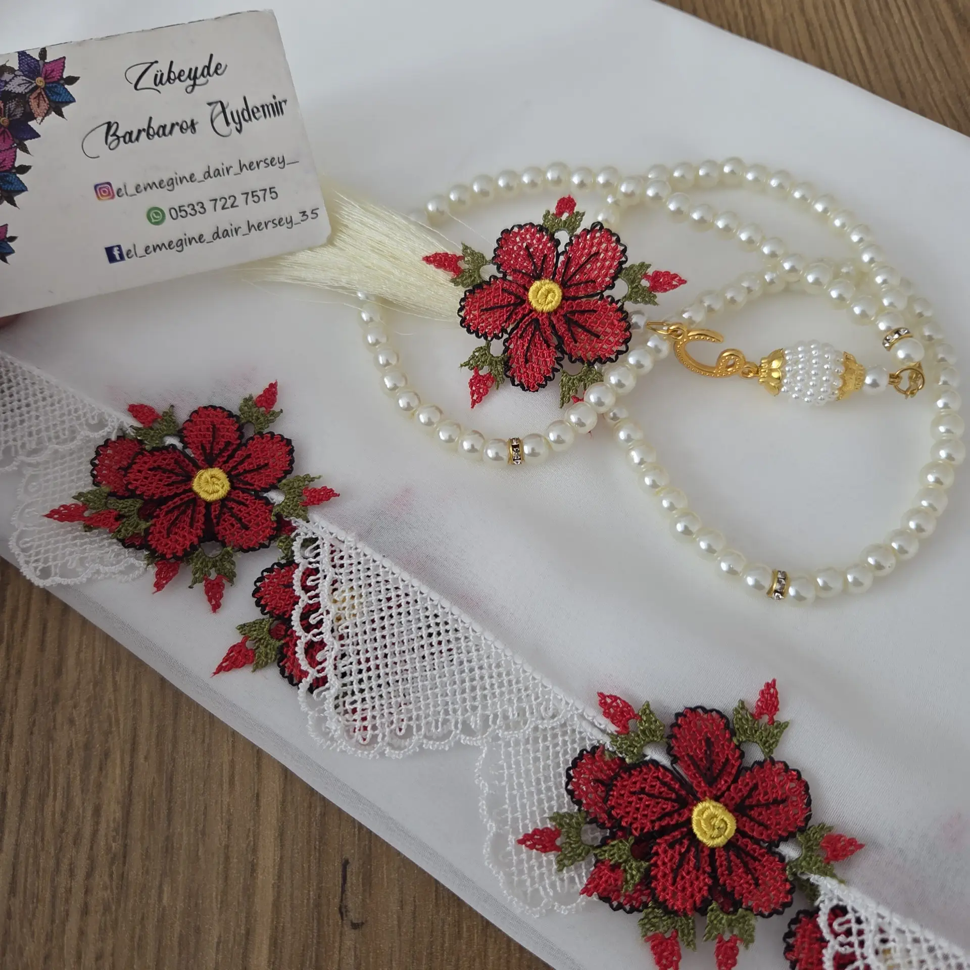 KIRMIZI ÇİÇEKLİ, BEYAZ 3 LÜ SET - Görsel 2